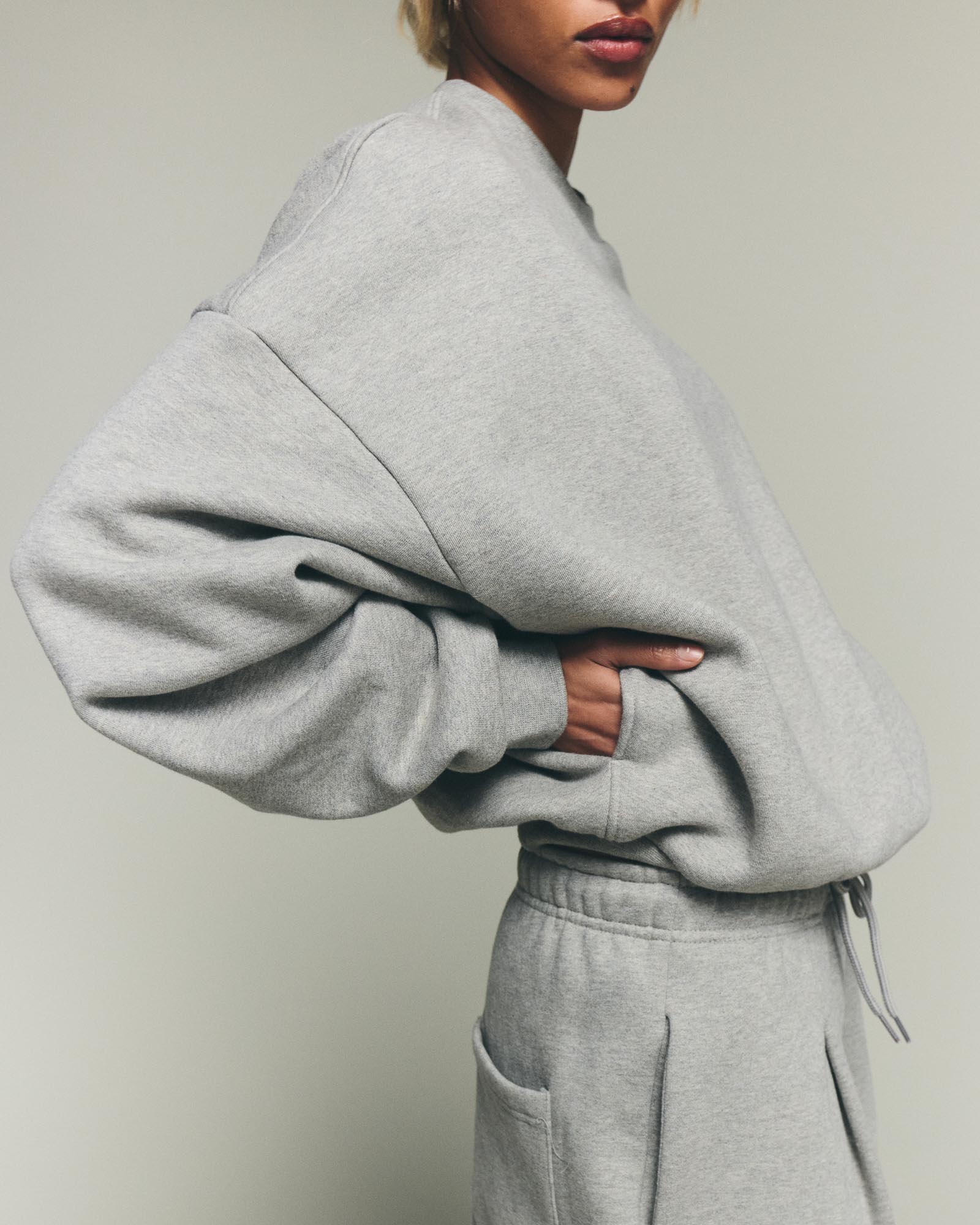Heritage Pullover - Cement