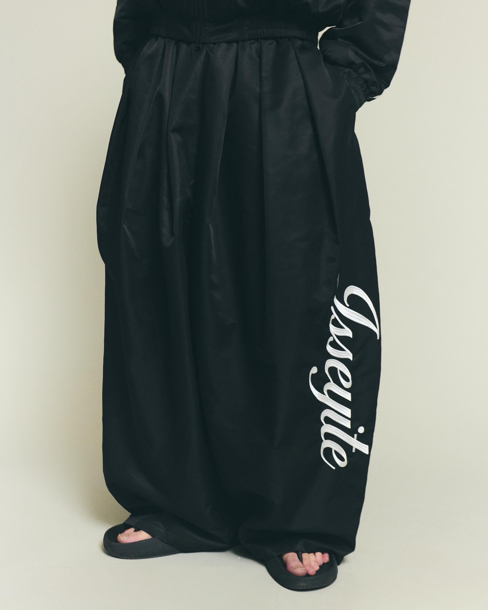 Neo Volume Pants - Black