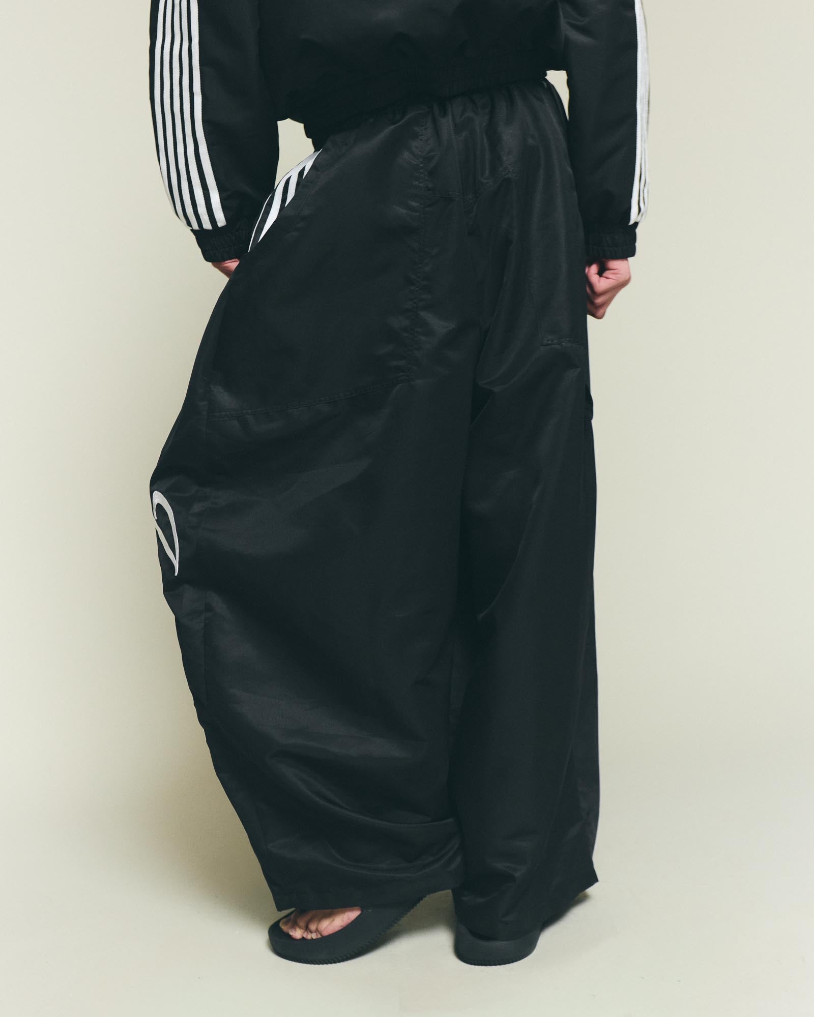 Neo Volume Pants - Black