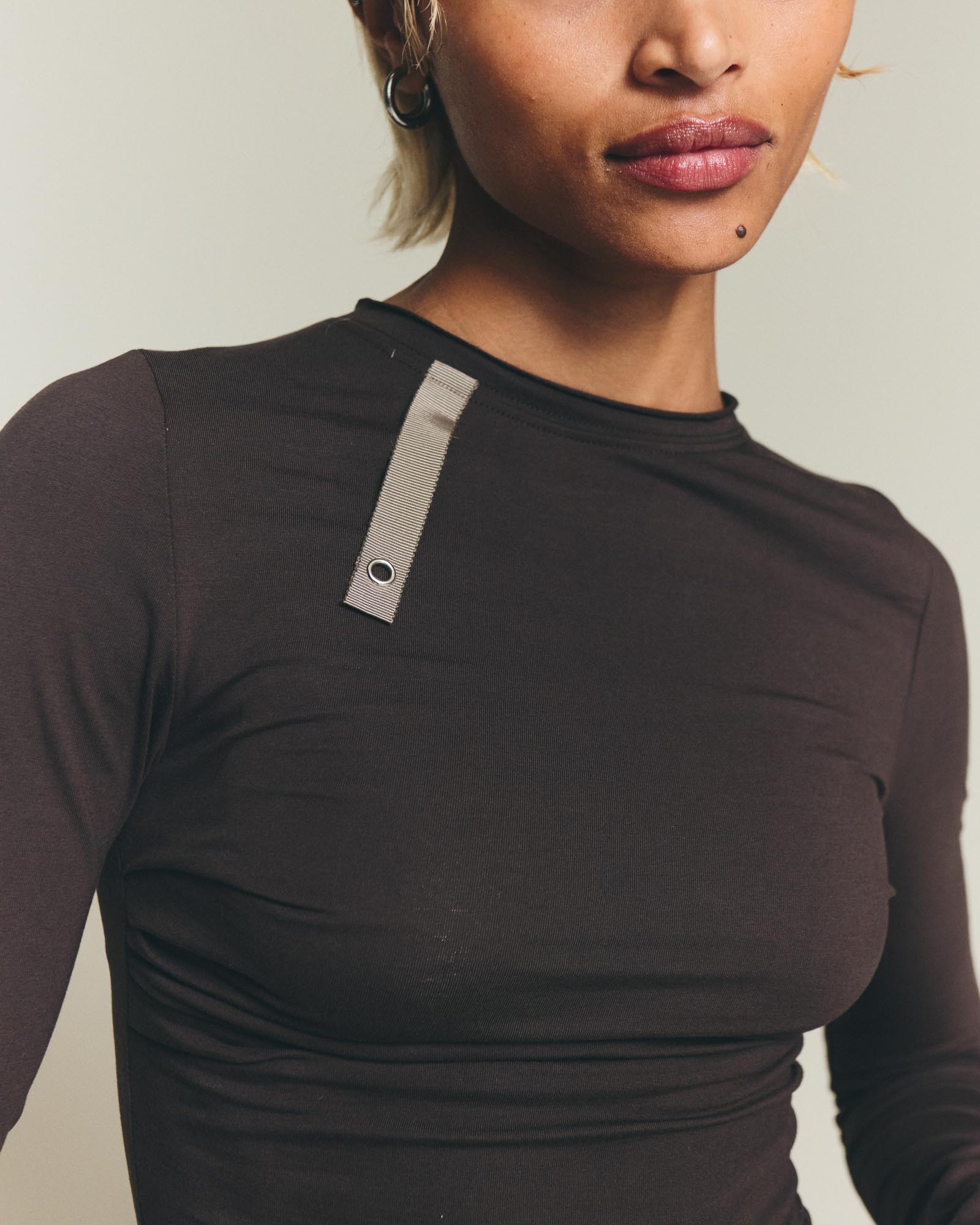 Contour Long Sleeve - Brown