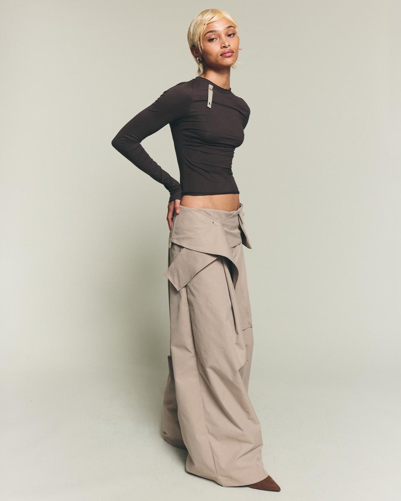 Contour Long Sleeve - Brown