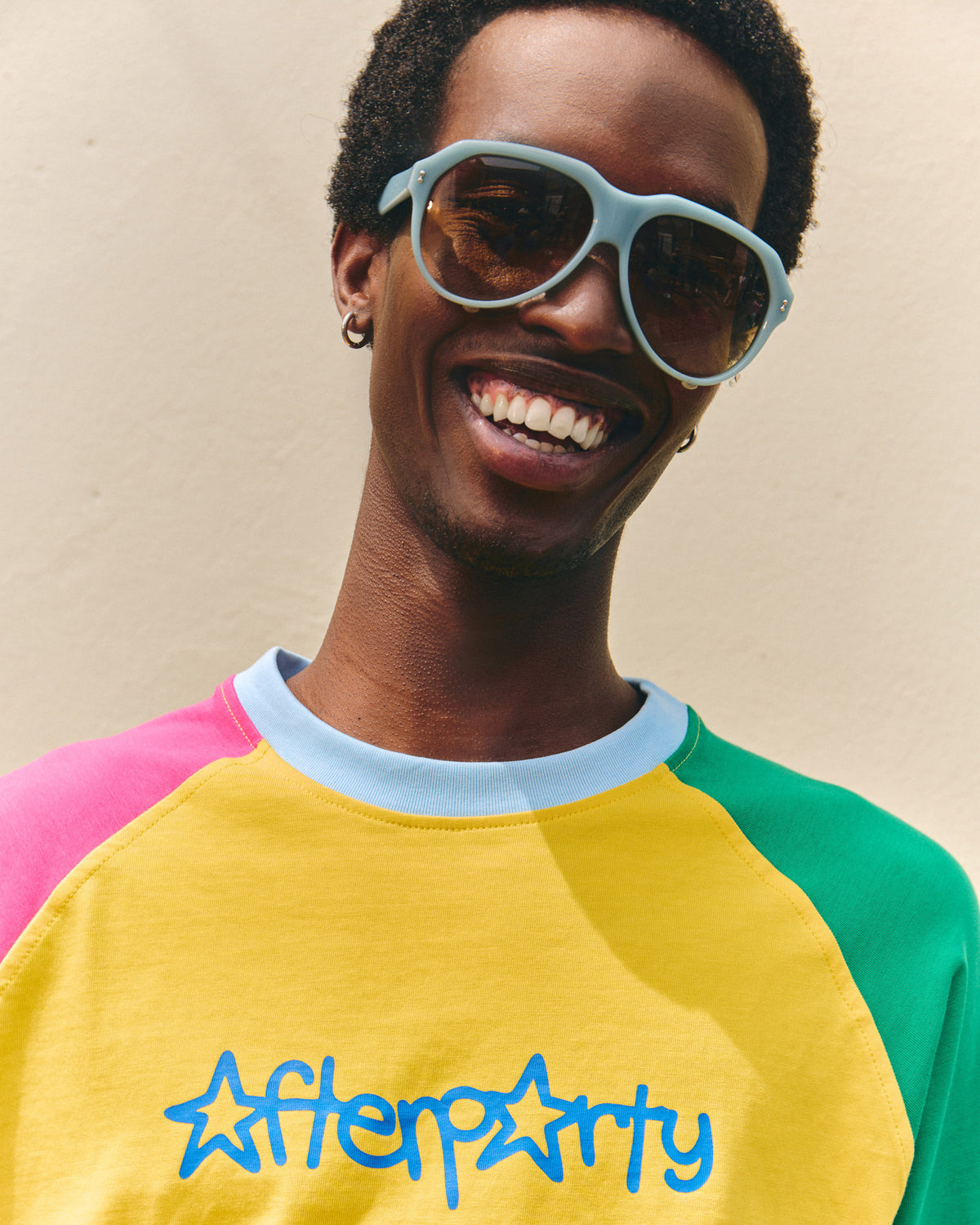 After Party Star Letter Raglan - Yellow