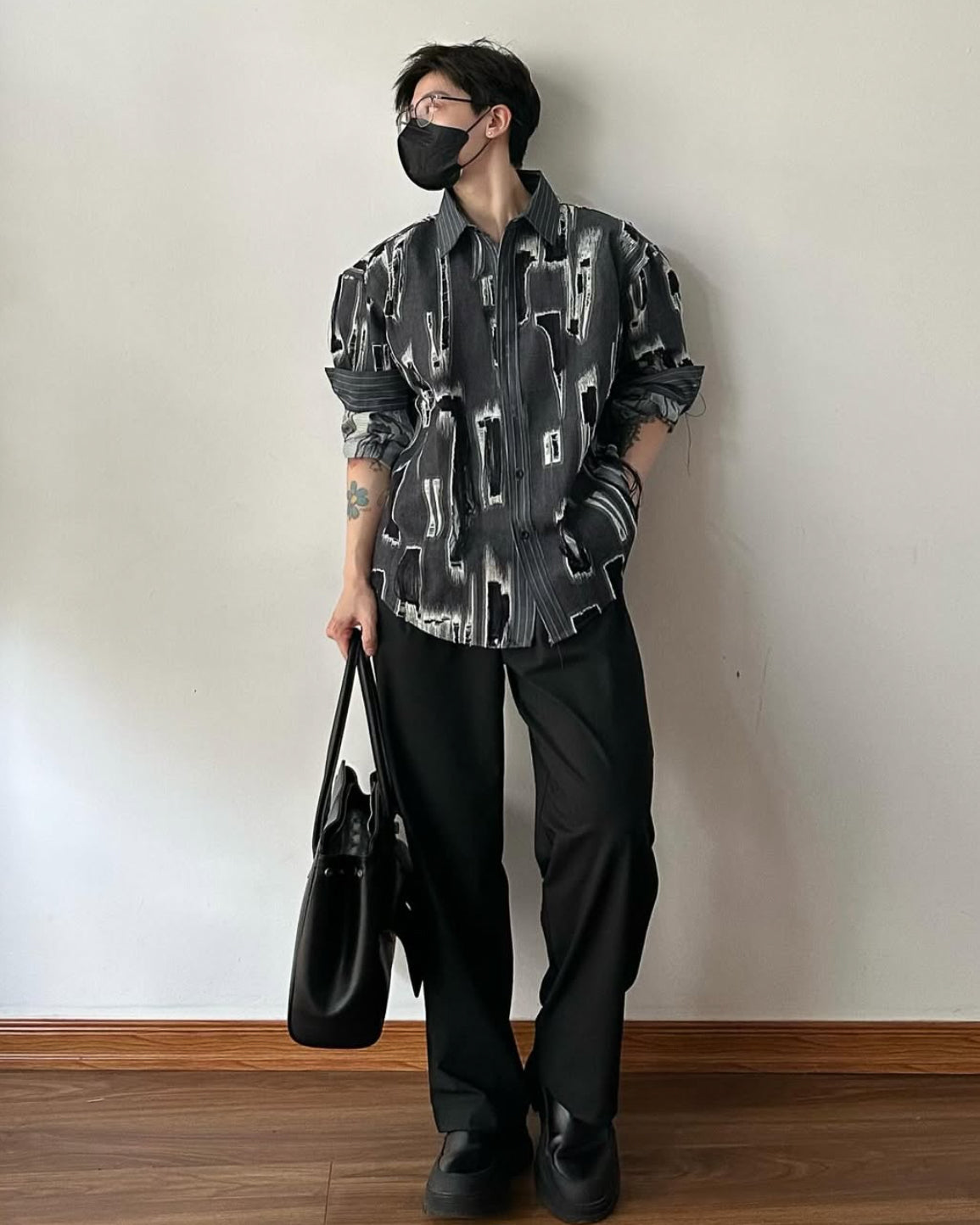 Shredded Shirt - Black